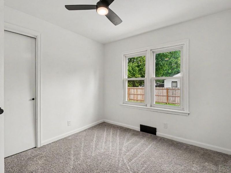 6467 Smith Road, Goshen Township, OH 45140 Photo 11