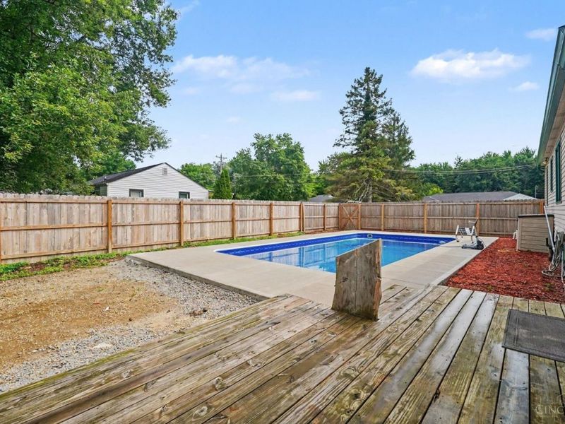 6467 Smith Road, Goshen Township, OH 45140 Photo 14