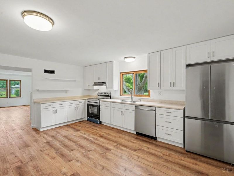 6467 Smith Road, Goshen Township, OH 45140 Photo 6