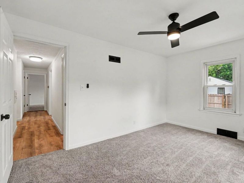 6467 Smith Road, Goshen Township, OH 45140 Photo 8