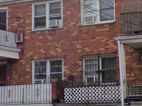 37-28 Parsons Blvd , Flushing, NY 11354
