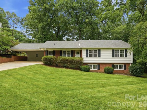926 Shady Bluff Drive , Charlotte, NC 28211