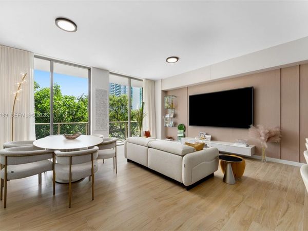 2678 Tigertail Ave, Unit 302, Miami, FL 33133