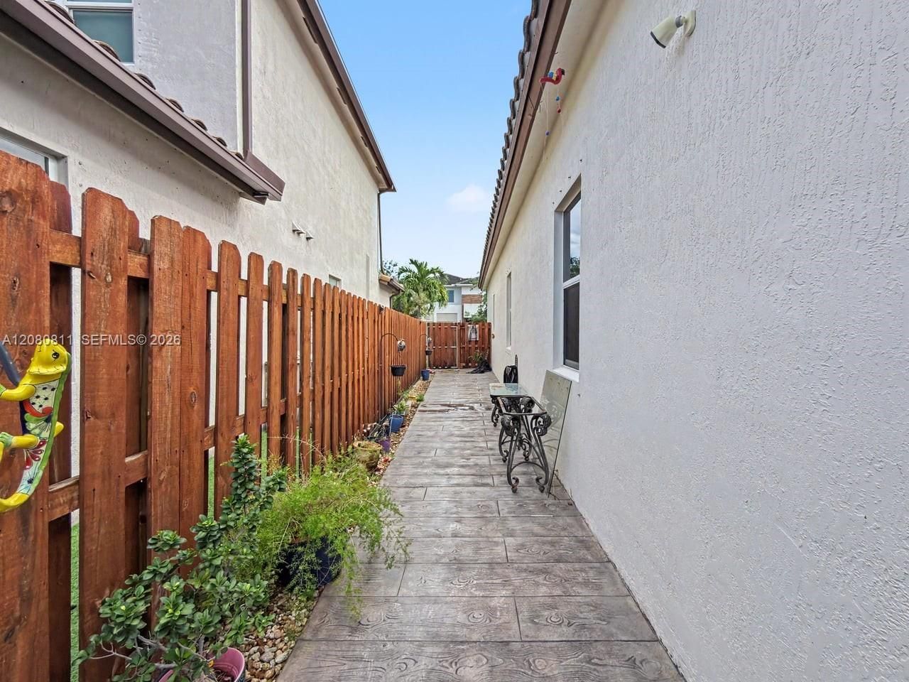 15086 SW 176th Ter, Miami, FL 33187 Photo
