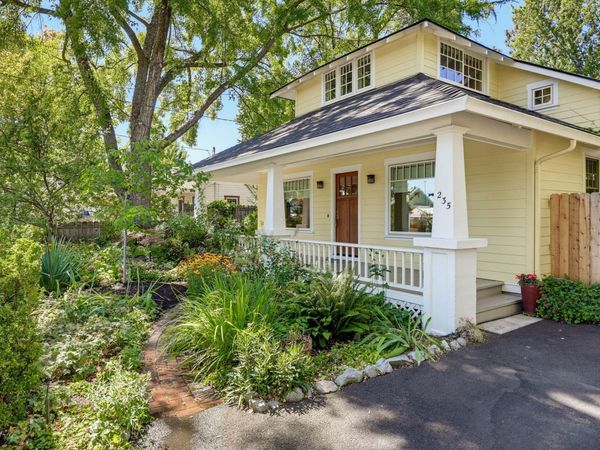 235 Gibson Street, Talent, OR 97540