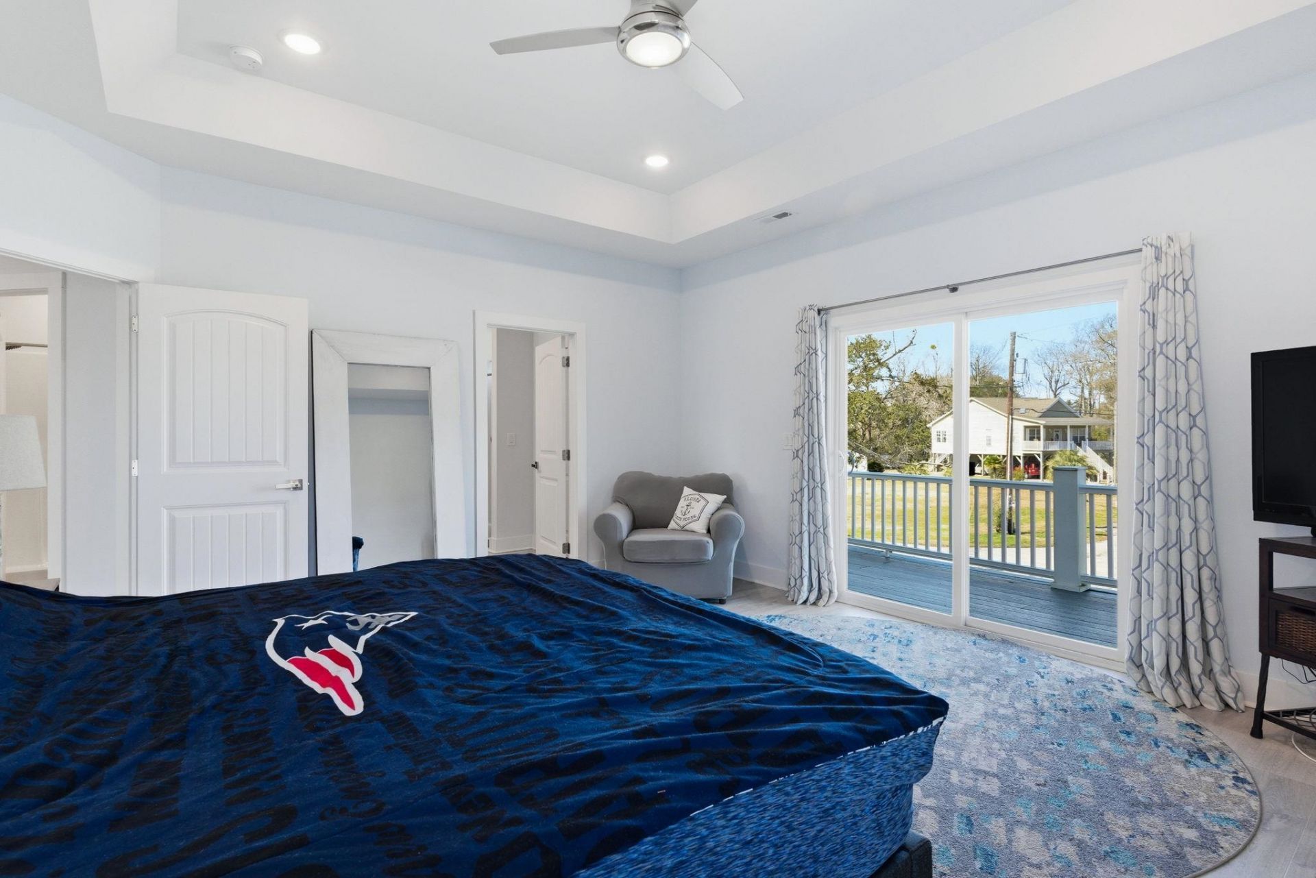 400 Elizabeth Dr.  Photo 17