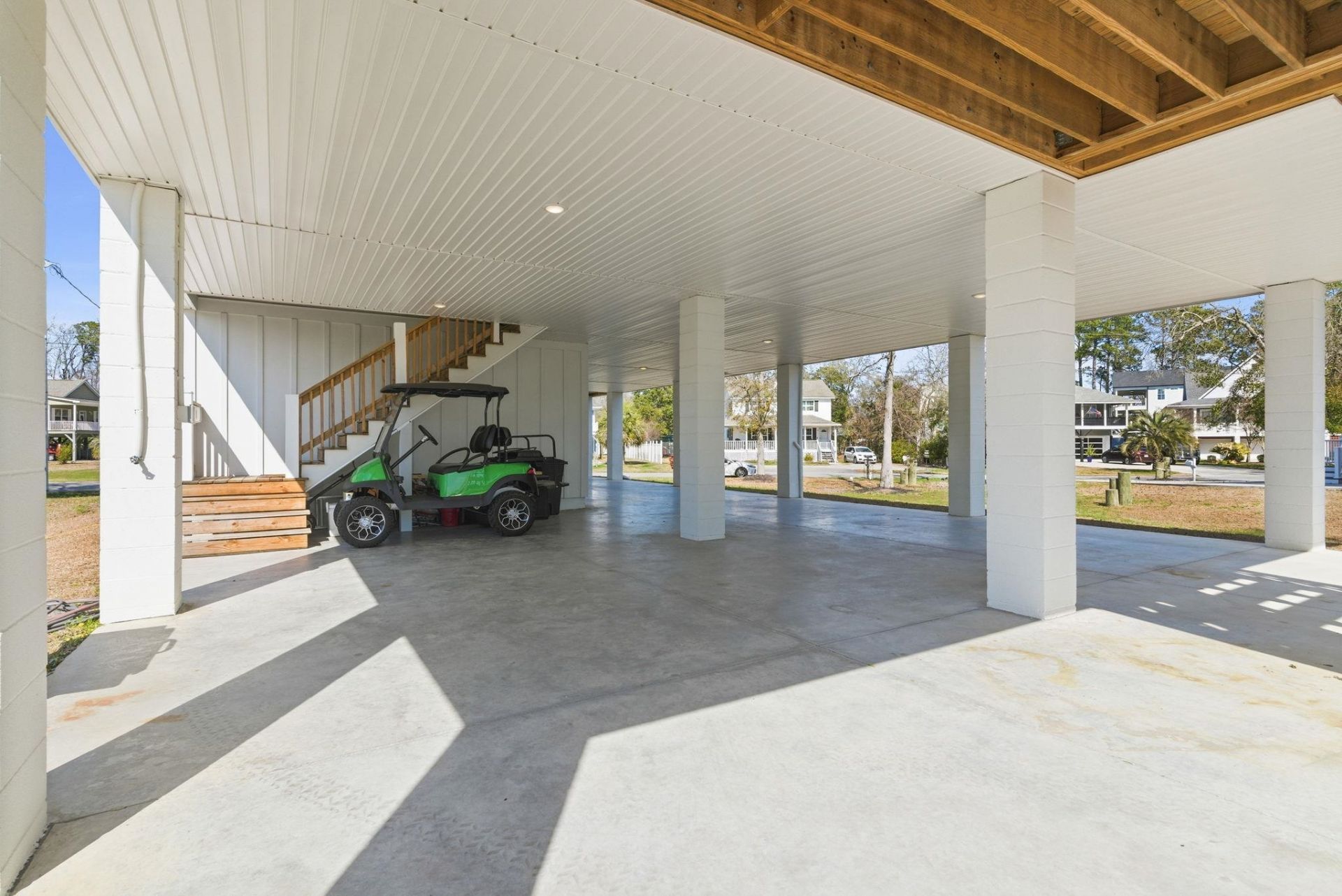 400 Elizabeth Dr.  Photo 32
