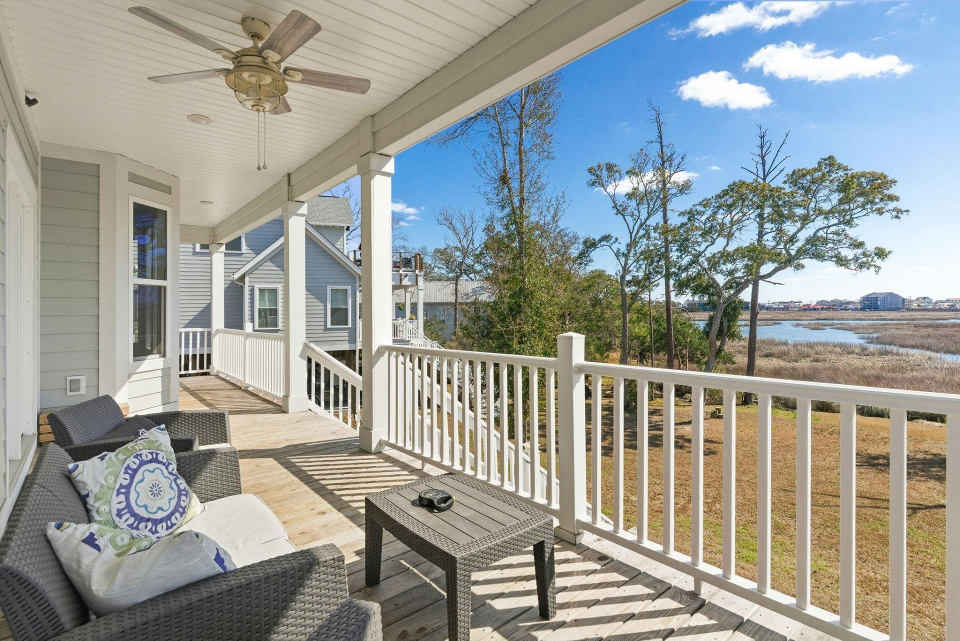 400 Elizabeth Dr.  Photo 6