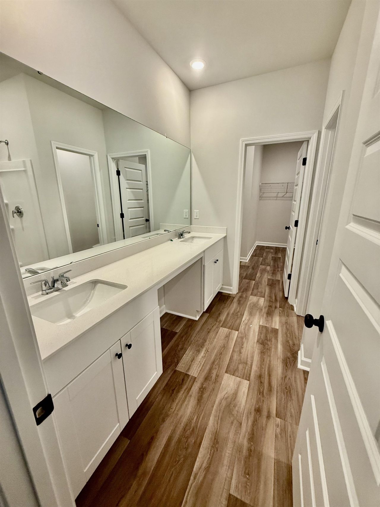 500 Cambria Dr  Photo 11