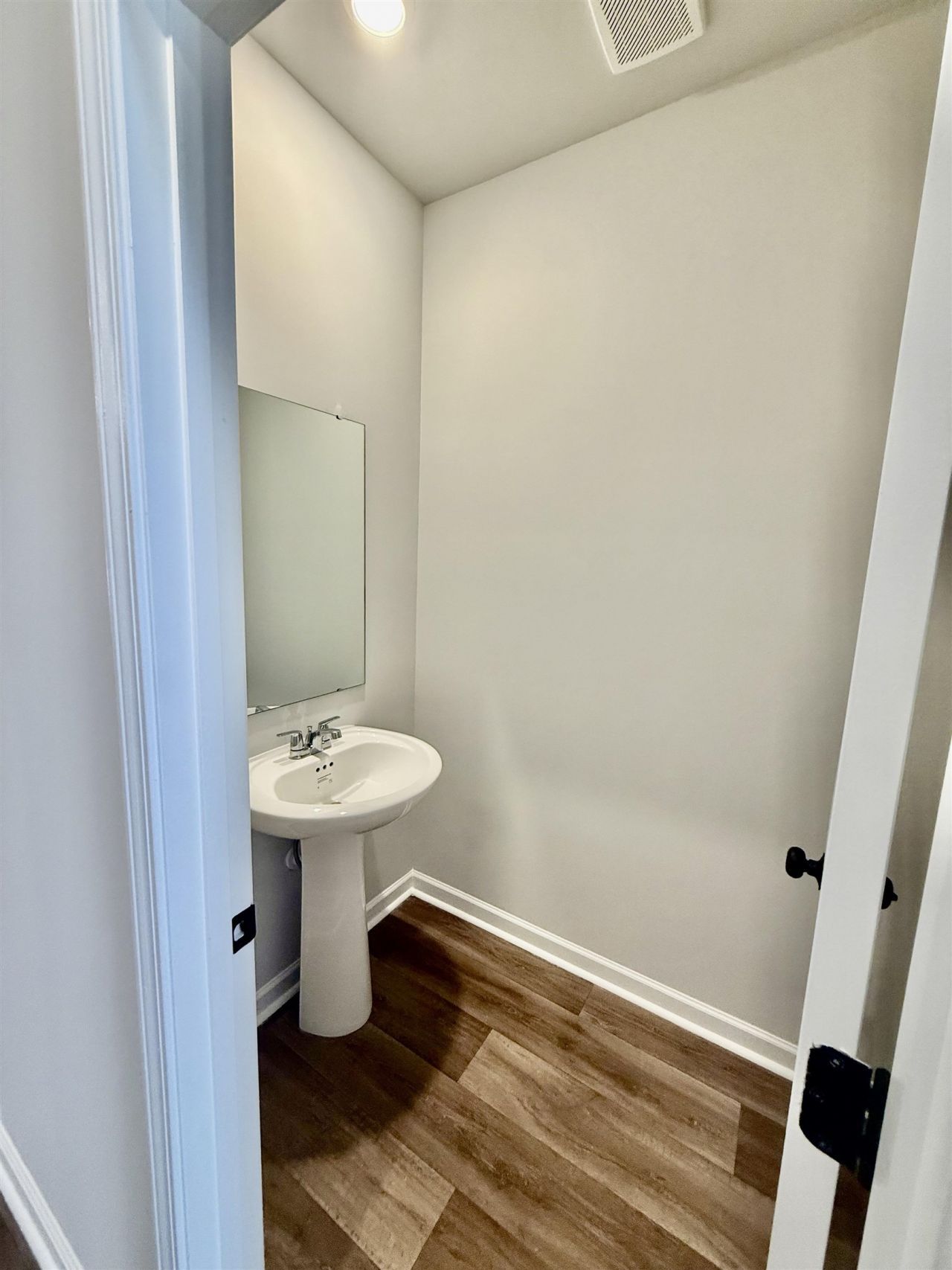 500 Cambria Dr  Photo 13