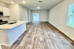 500 Cambria Dr  photo 4