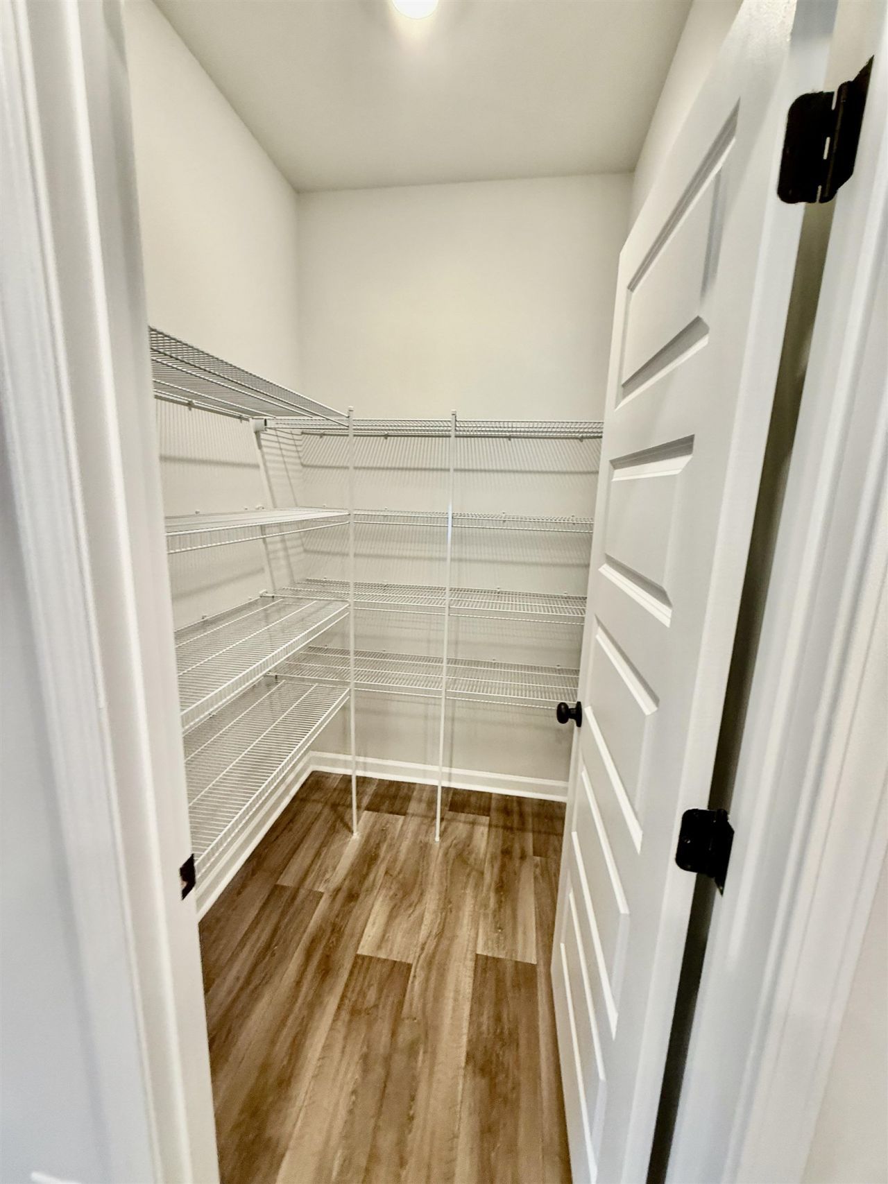 500 Cambria Dr  Photo 5