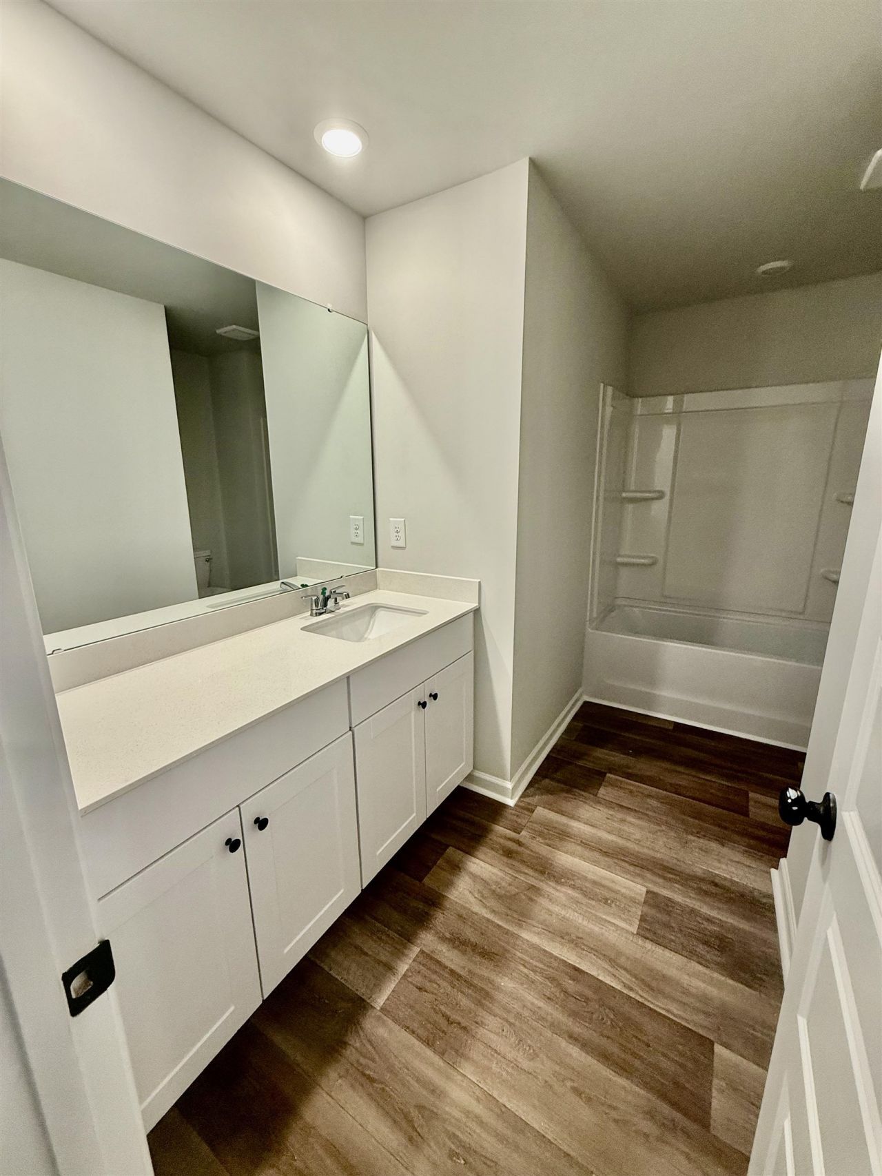 500 Cambria Dr  Photo 8
