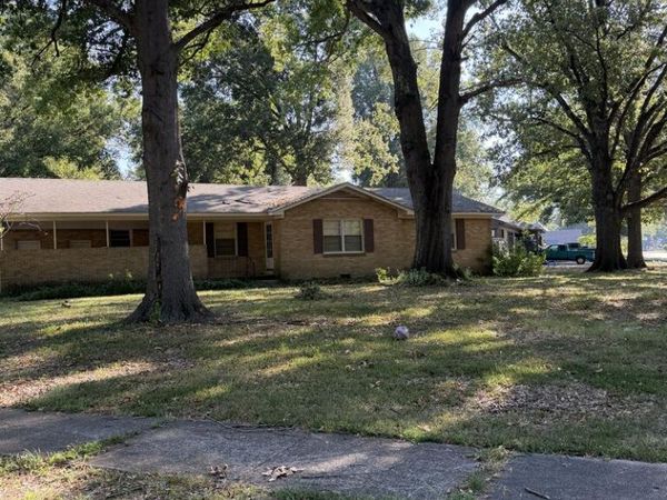 518 Gibson Avenue, West Memphis, AR 72301