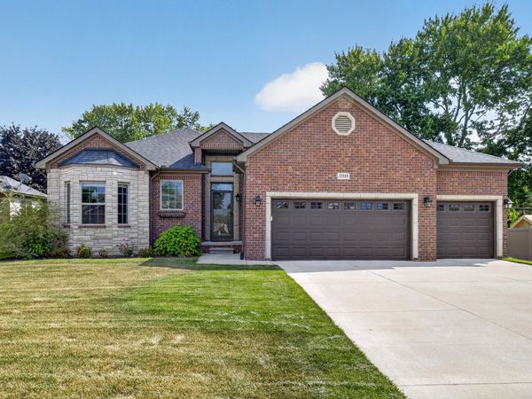 23110 Merlene Drive, Macomb, MI 48042