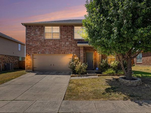 7002 Big Bend Lane, Arlington, TX 76002