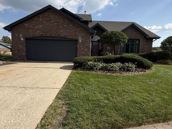 11751 Greenfield Drive , Orland Park, IL 60467