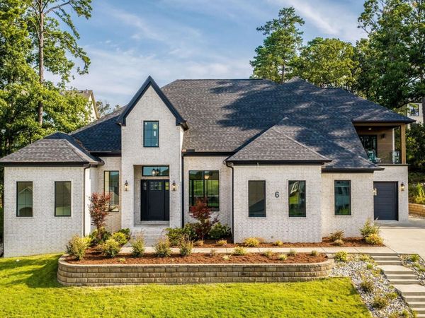 6 Haywood Ct, Little Rock, AR 72223