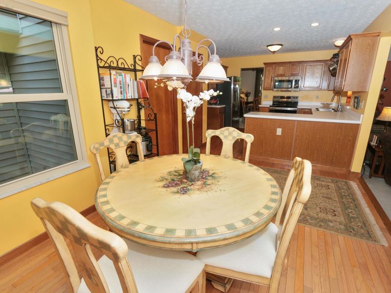 1134 Summer Hill Circle, Columbus, OH 43230 Photo 19