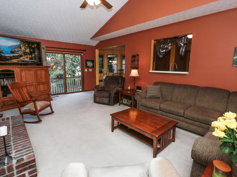 1134 Summer Hill Circle, Columbus, OH 43230 Photo 23