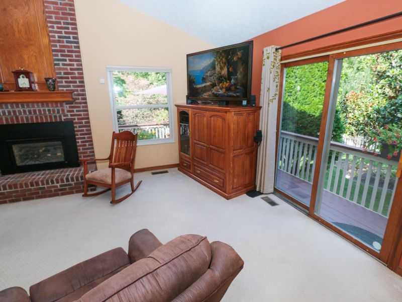 1134 Summer Hill Circle, Columbus, OH 43230 Photo 25