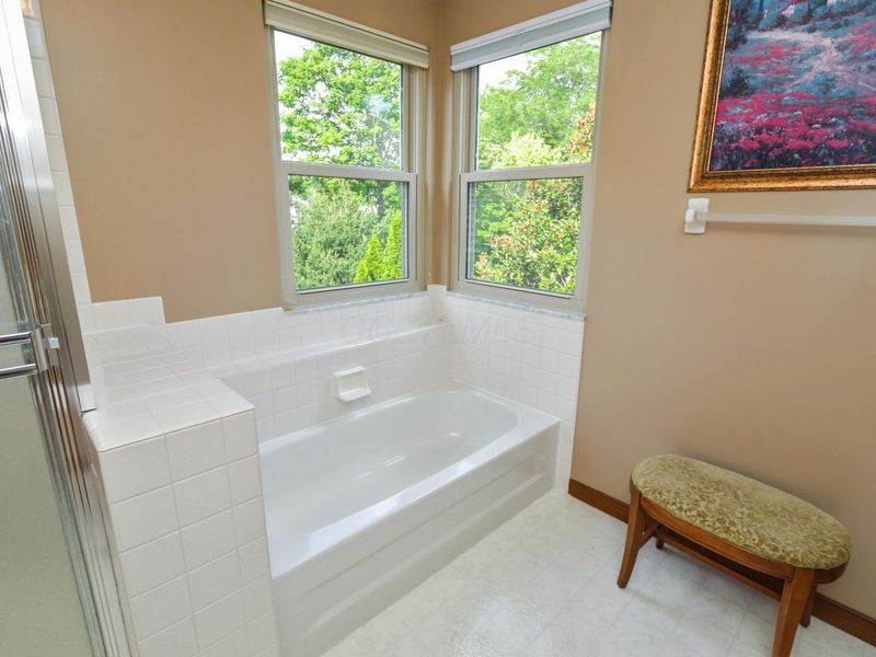 1134 Summer Hill Circle, Columbus, OH 43230 Photo 39