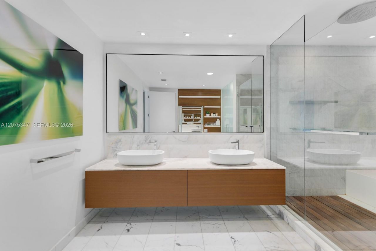 10201 Collins Ave , Unit 907, Bal Harbour, FL 33154 Photo