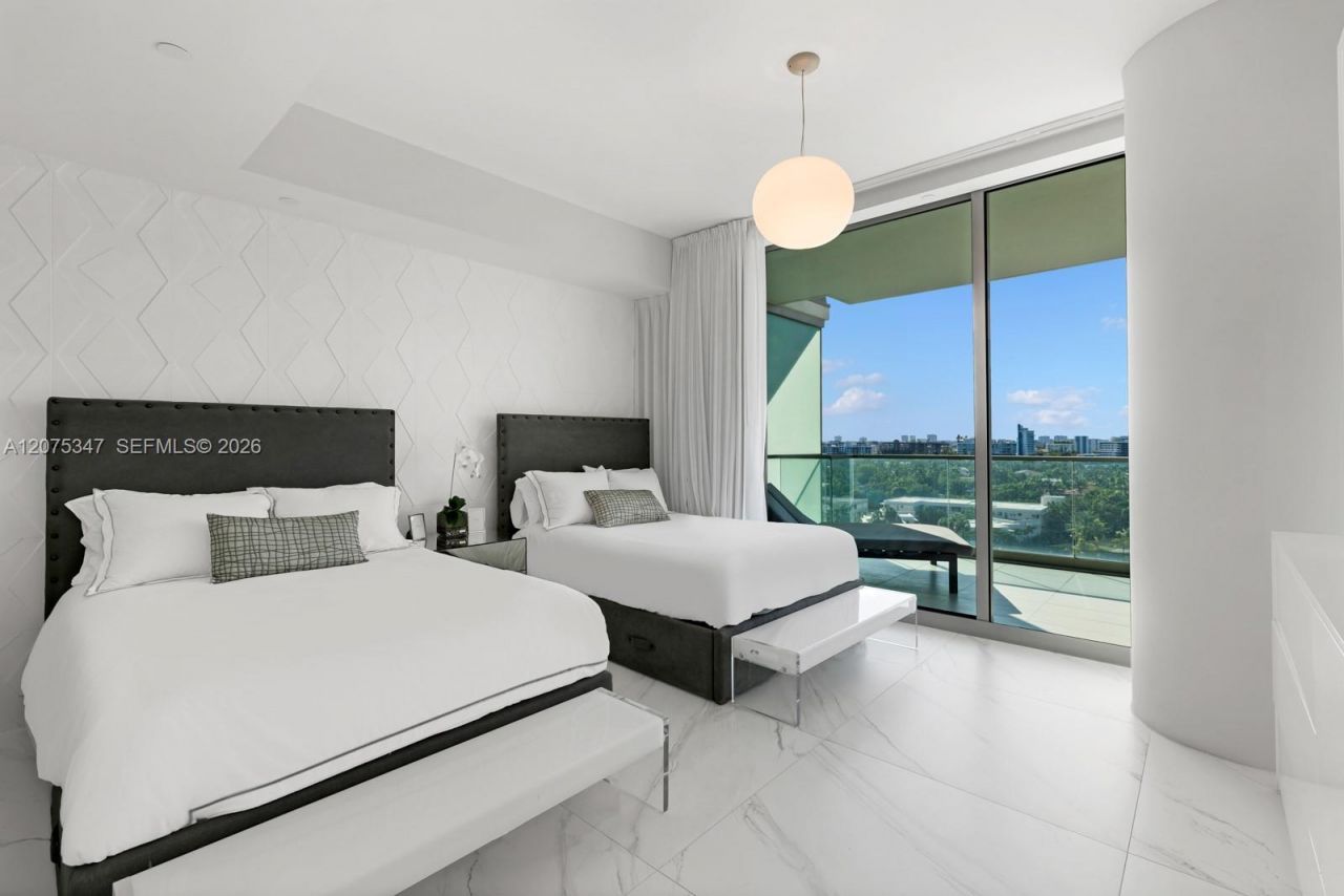 10201 Collins Ave , Unit 907, Bal Harbour, FL 33154 Photo