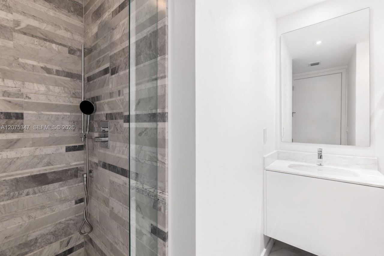 10201 Collins Ave , Unit 907, Bal Harbour, FL 33154 Photo