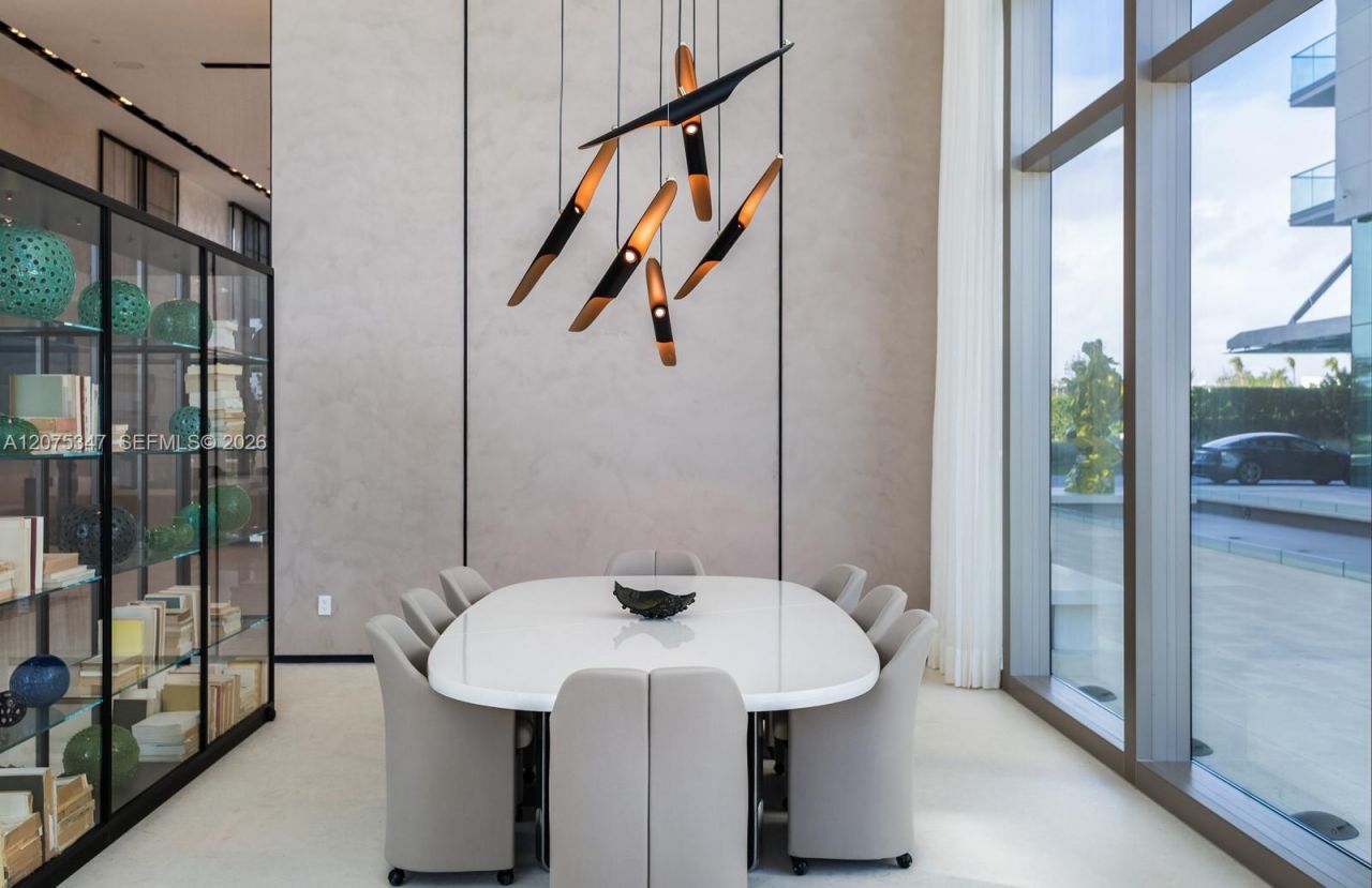 10201 Collins Ave , Unit 907, Bal Harbour, FL 33154 Photo