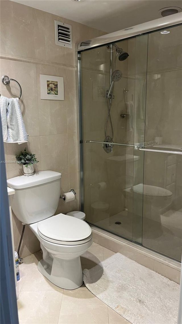2751 S Ocean Dr, Unit 406S, Hollywood, FL 33019 Photo