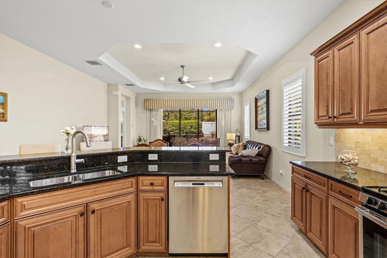 7118 Westhill Court, Bradenton, FL 34202 Photo