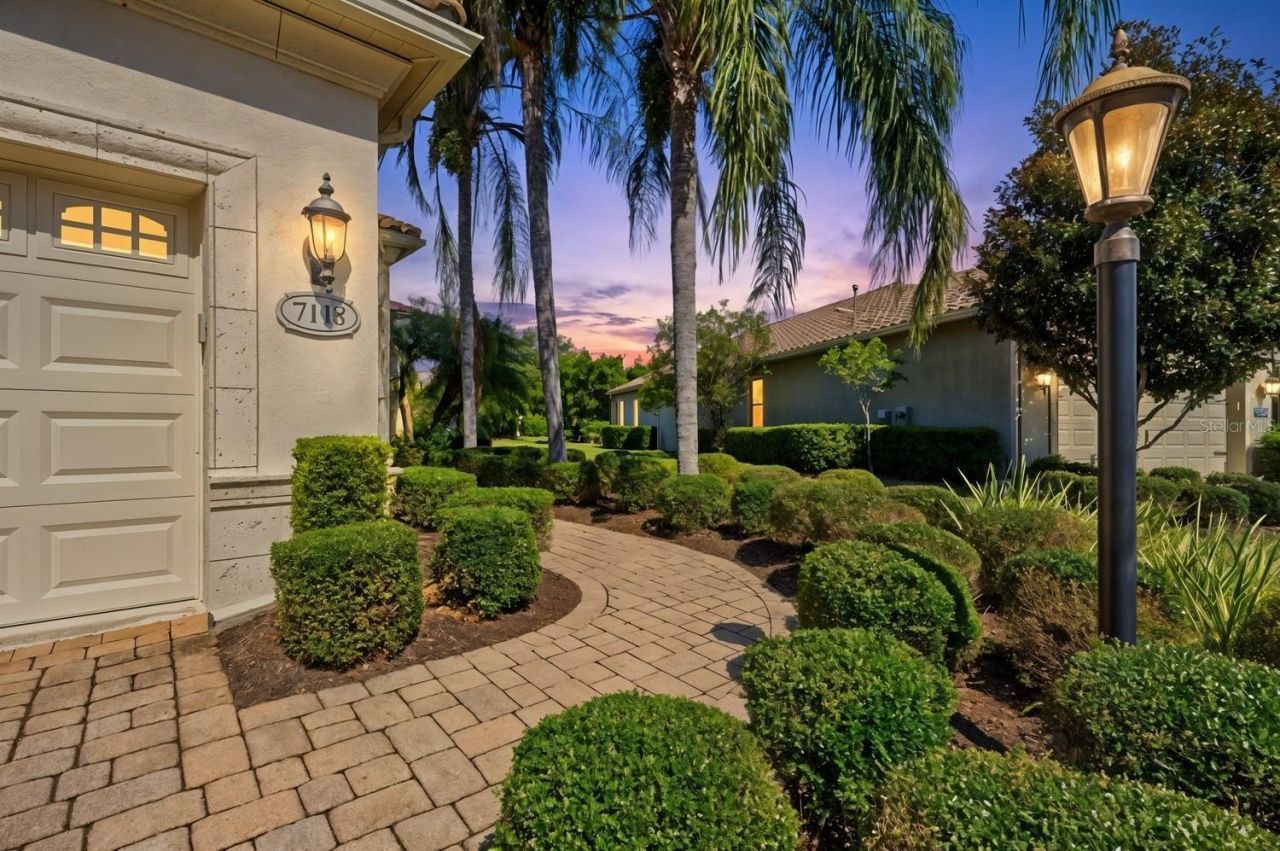 7118 Westhill Court, Bradenton, FL 34202 Photo