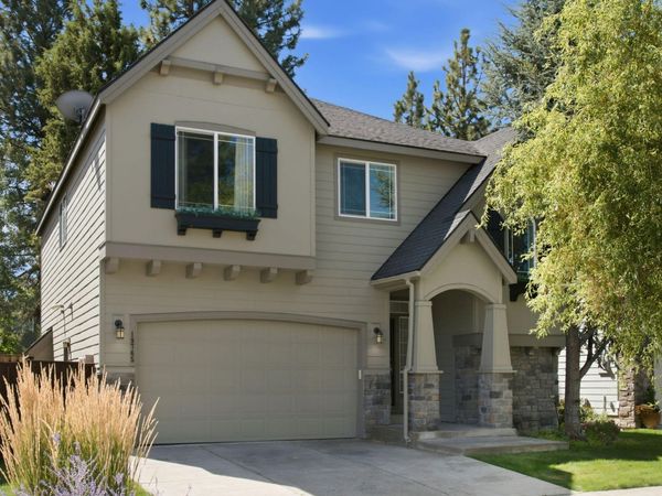 19765 Dry Canyon Avenue, Bend, OR 97702