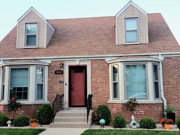 5659 N Olcott Avenue, Chicago, IL 60631