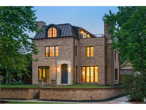888 S Franklin St, Denver, CO 80209