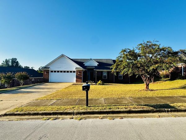 120 Eagle Pointe Loop, Oxford, MS 38655