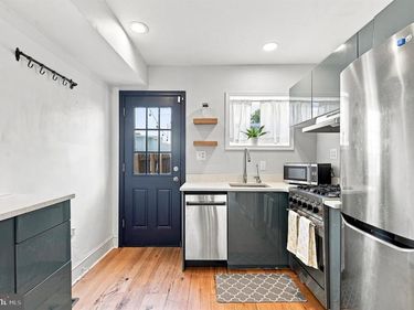 113 TITAN STREET, PHILADELPHIA, PA 19147