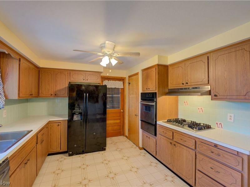 1804 W 44th Street, Lorain, OH 44053 Photo 11