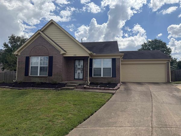 4921 TOP NOTCH LOOP, Unicorp/Memphis, TN 38125