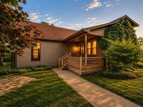 1700 W 10th Street , Hobart, IN 46342