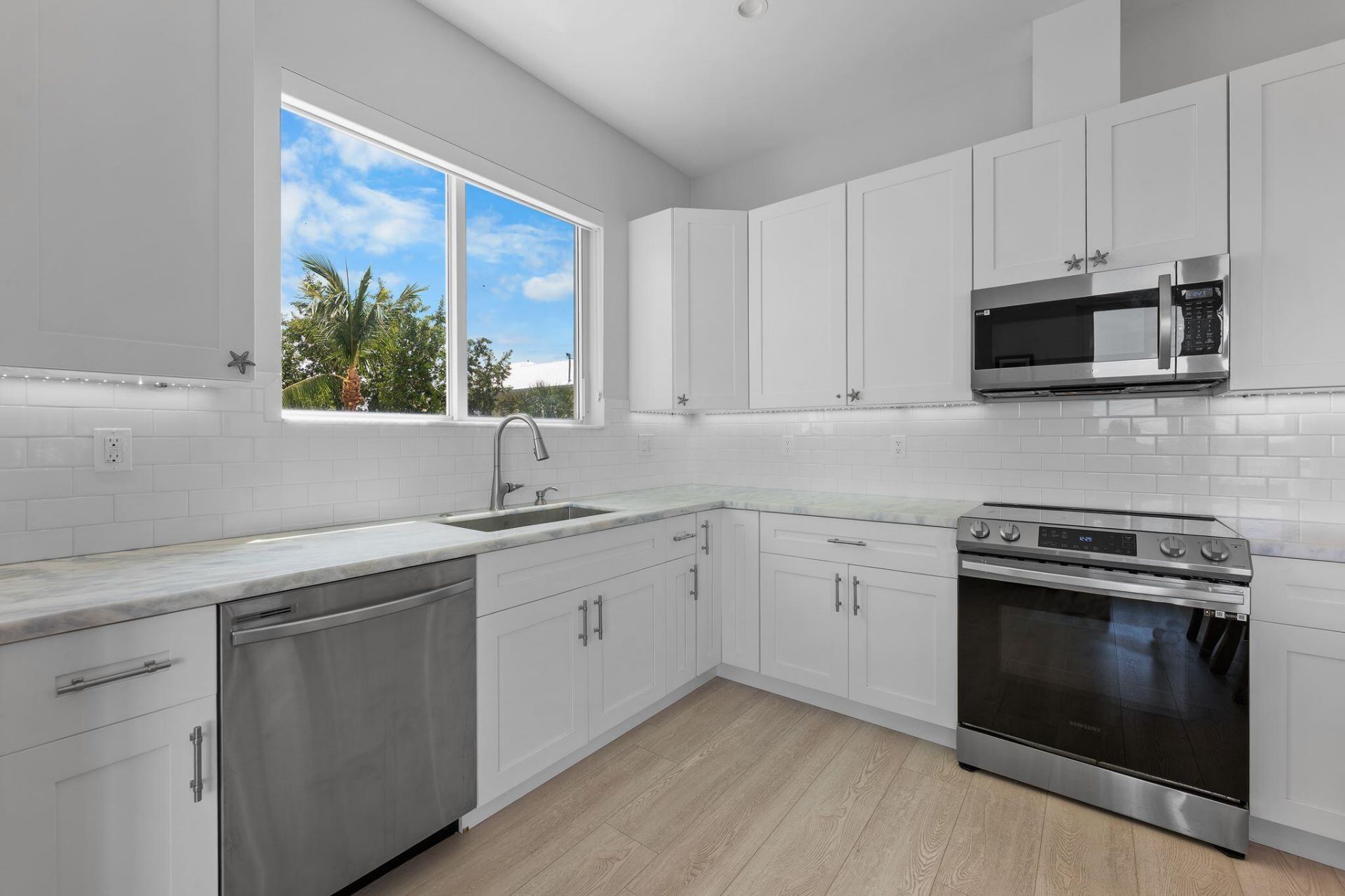 171 Avenue D, Marathon, FL 33050 Photo