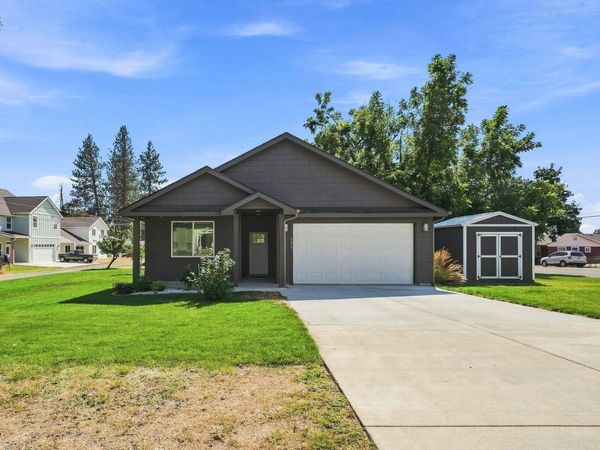 121 W Idaho St, Medical Lake, WA 99022