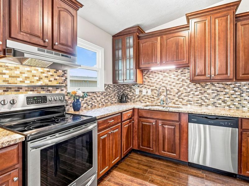 8819 Greenburg Drive, Powell, OH 43065 Photo 5