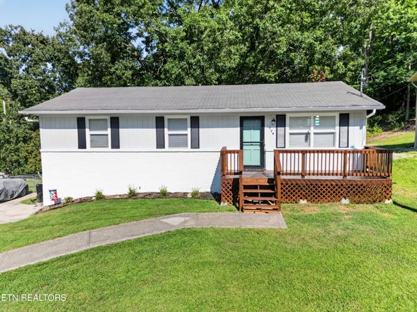 730 Black Forest Drive, Maryville, TN 37801