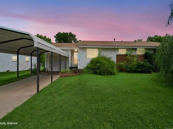 525 N 44 Avenue N, Tulsa, OK 74127