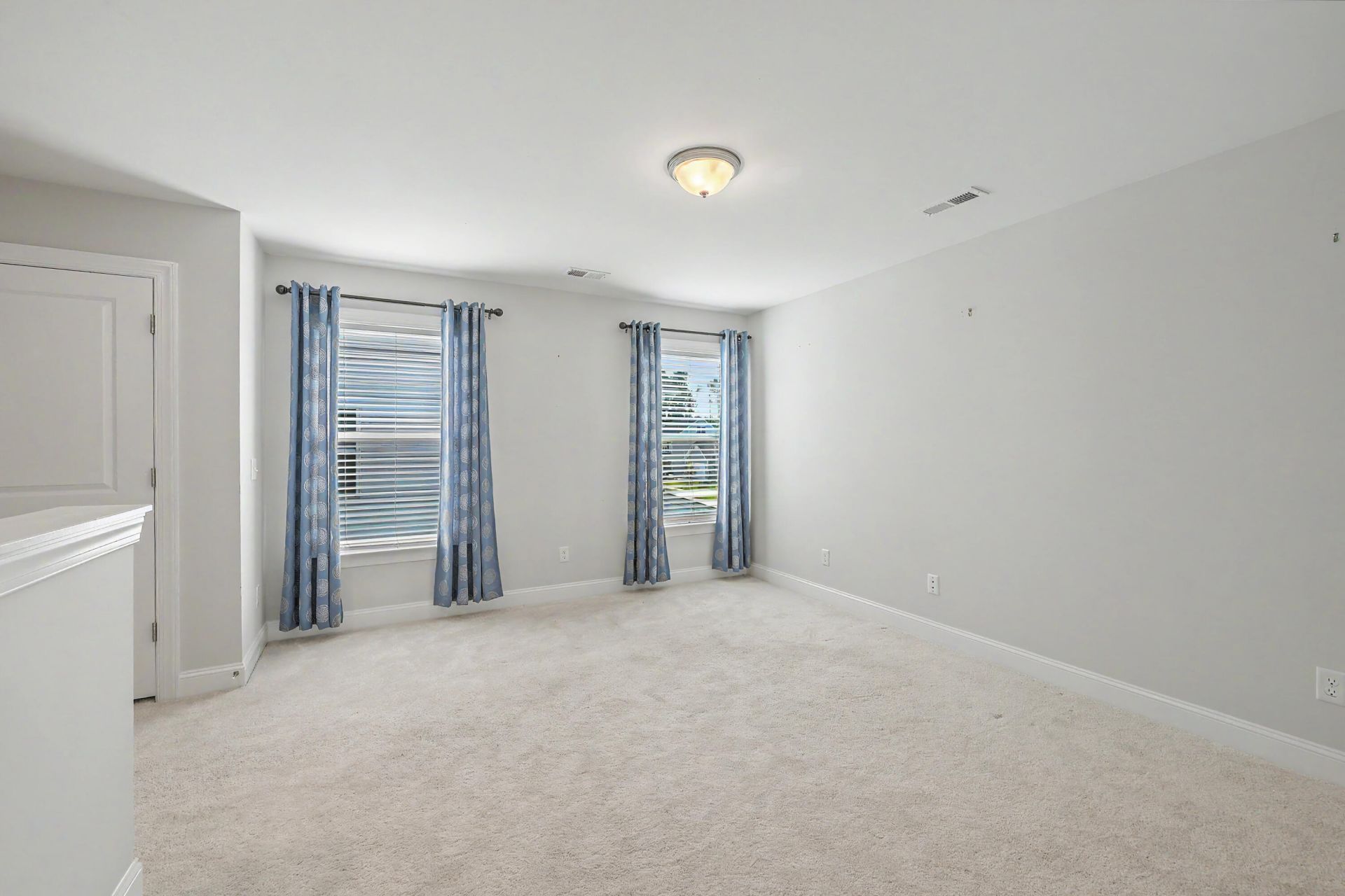 113 Palfrey Drive Photo 32