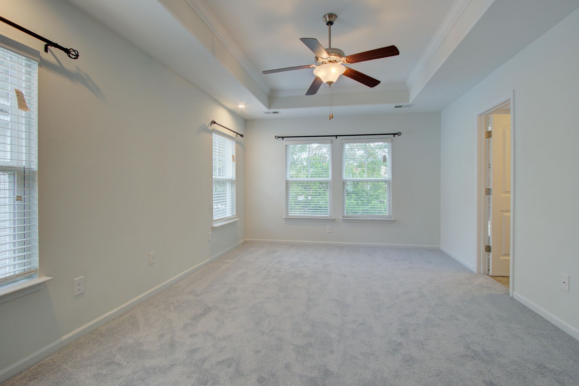 221 S Lamplighter Lane Photo 14