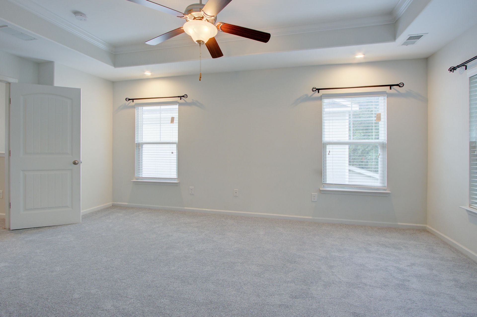 221 S Lamplighter Lane Photo 17
