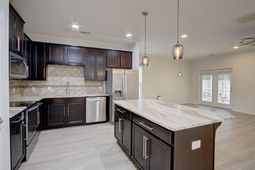 221 S Lamplighter Lane photo 4